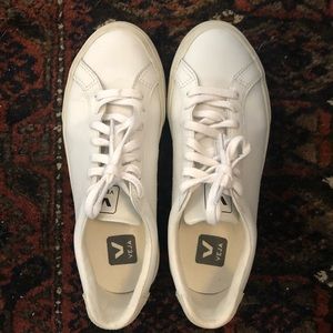 Veja Esplar white sneakers